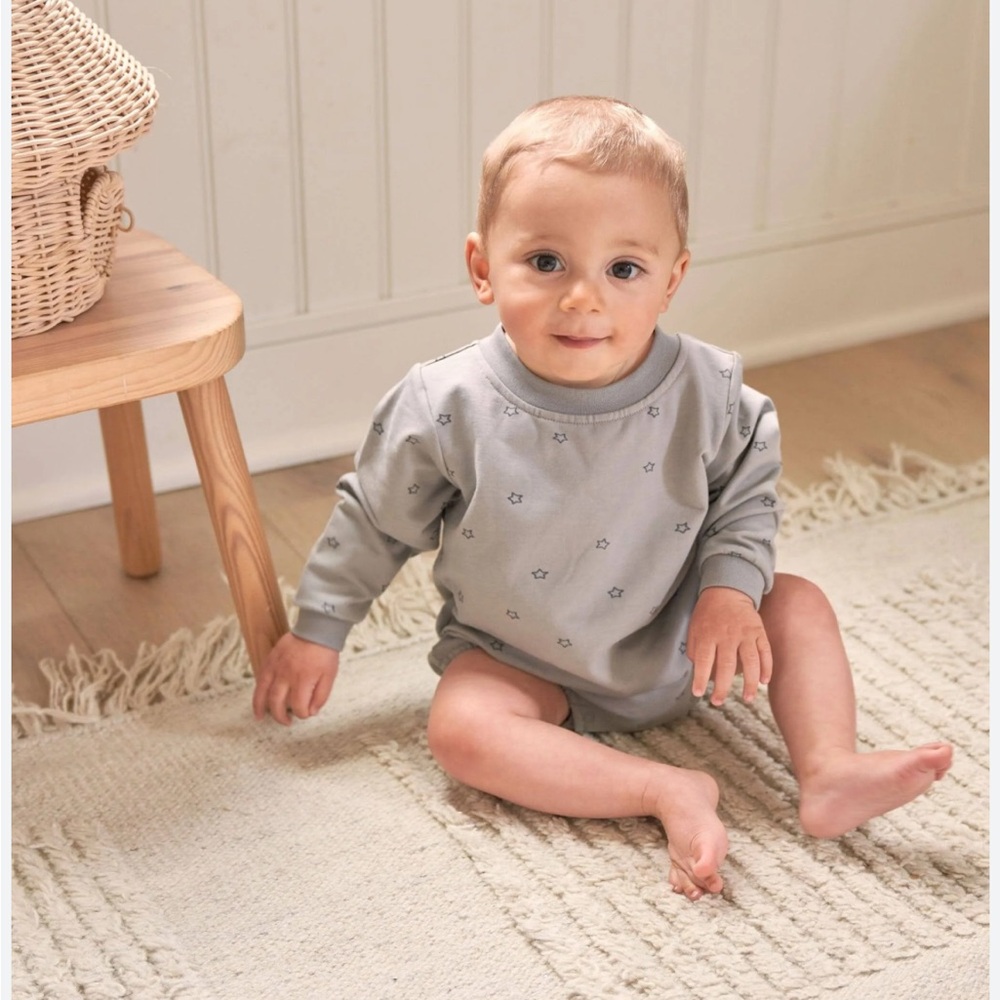 Quincy Mae Stars Fleece Sweatshirt | Crewneck | Cotton | Grey-Blue